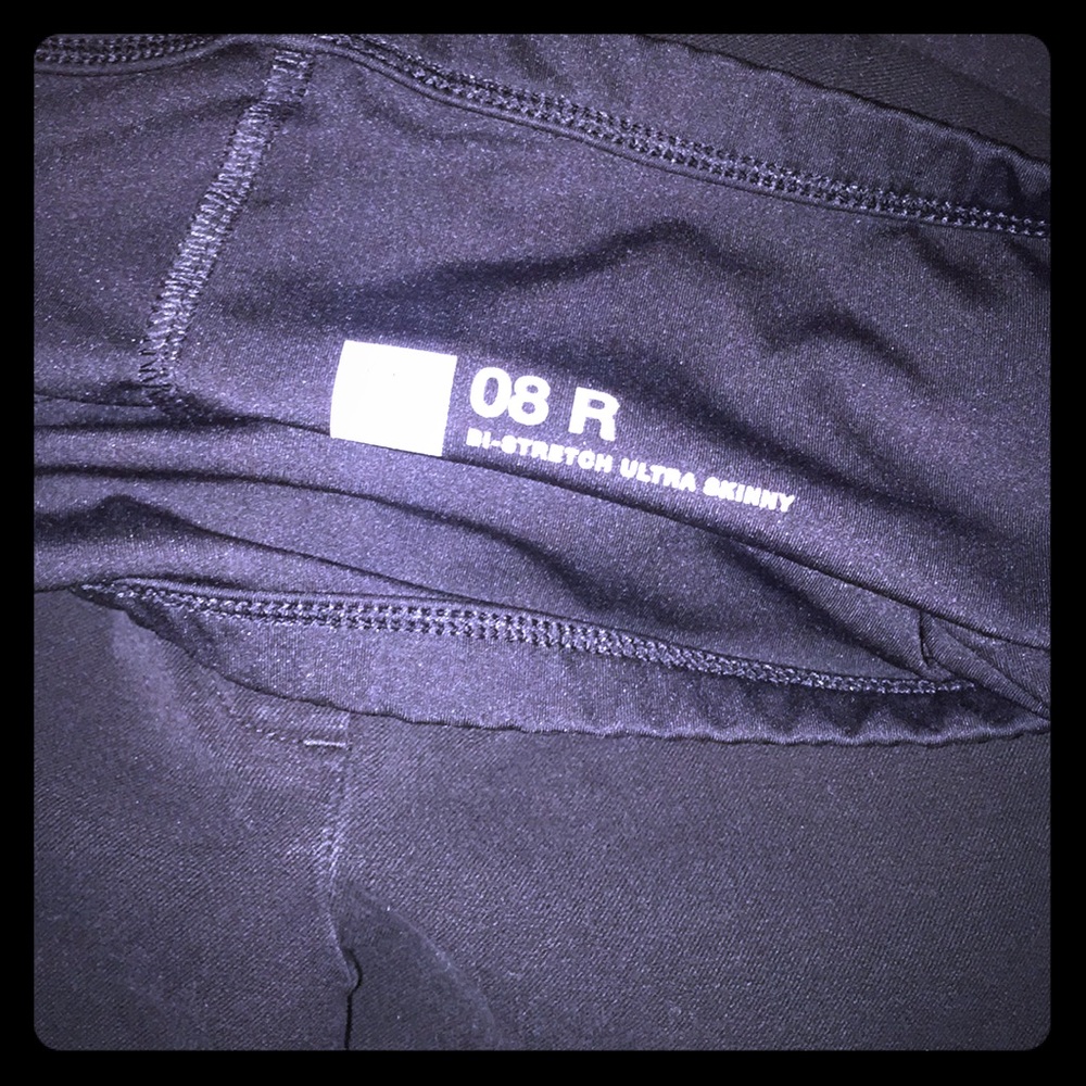 Bundle of ultra skinny black maternity pants.
